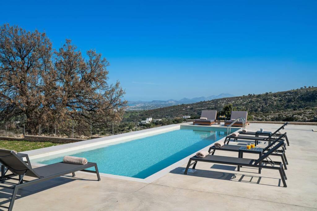 Villa Mare Monte 罗希姆诺 外观 照片